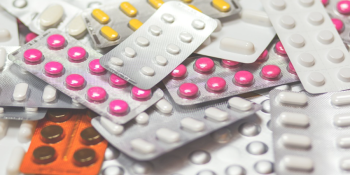 Como a Inteligência Artificial Está Transformando a Pesquisa de Medicamentos?