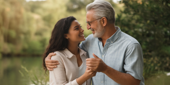 O Que Atrai Mulheres em Homens Mais Velhos? Descubra os 7 Motivos Surpreendentes!