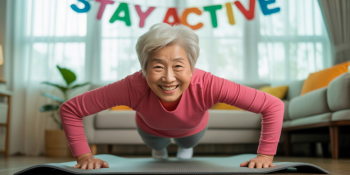 Aos 92 Anos, Chinesa Faz 200 Flexões por Dia e Diz que os Cabelos Escureceram com os Exercícios